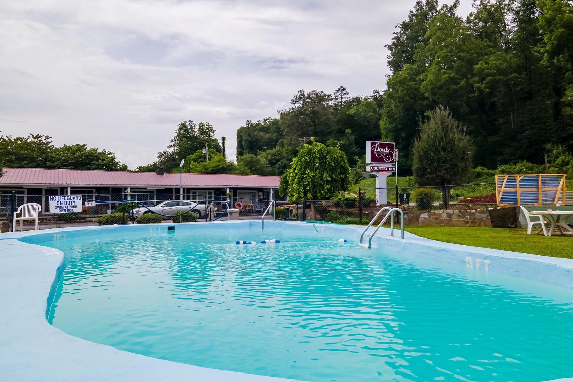 Lloyd'S On The River Country Inn By Oyo Bryson City Exterior foto